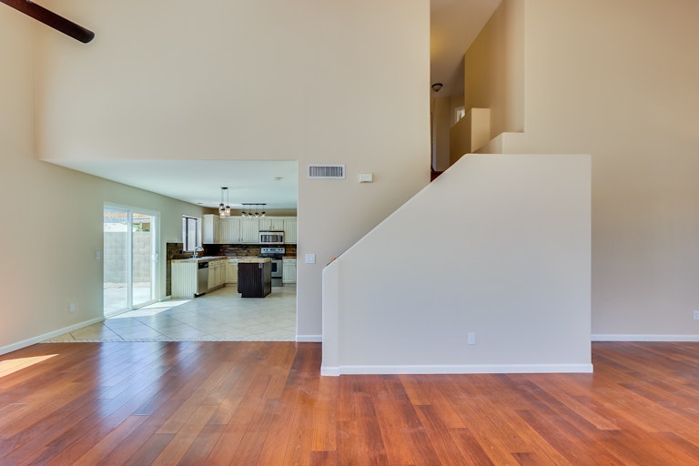 Photo 6 of 24 - 2115 E Patrick Ln, Phoenix, AZ 85024