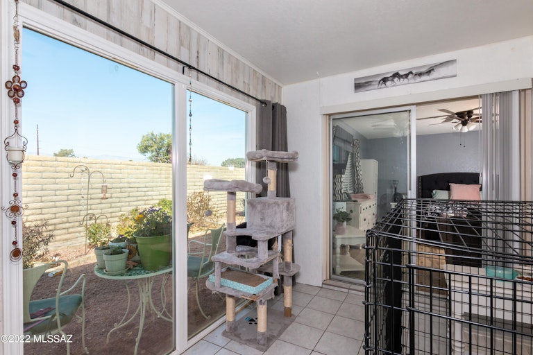 Photo 23 of 28 - 1018 N Caribe Ave, Tucson, AZ 85710
