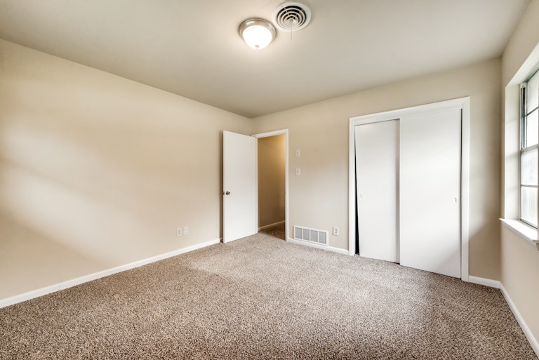 Photo 21 of 24 - 5729 Wedgmont Cir N, Fort Worth, TX 76133
