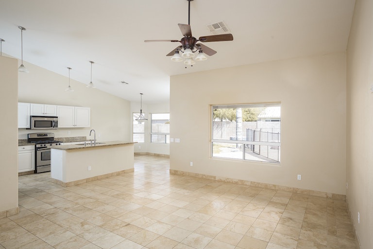 Photo 6 of 25 - 5460 W Kesler Ln, Chandler, AZ 85226