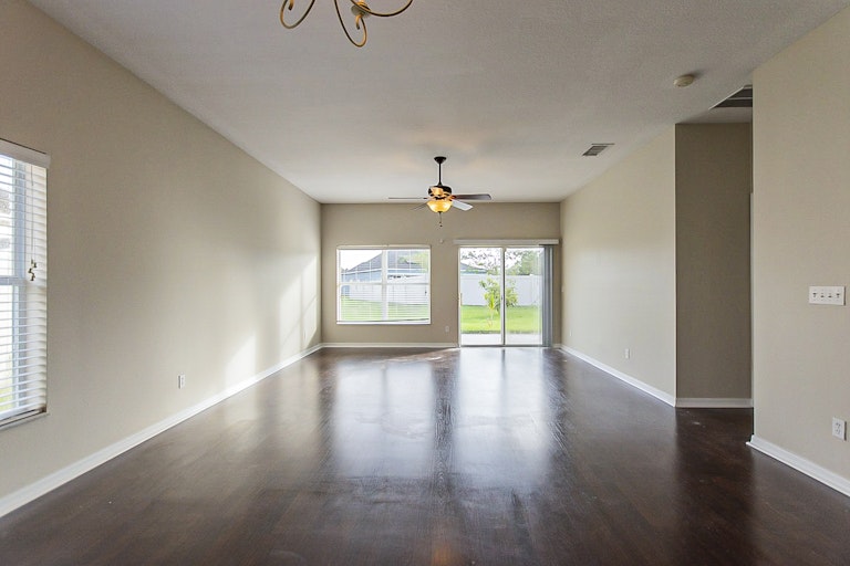 Photo 18 of 20 - 1157 Maplebrook Dr, Lake Alfred, FL 33850