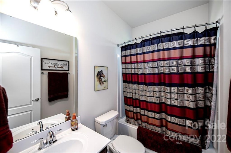 Photo 13 of 38 - 12432 Belmont Mansion Dr, Charlotte, NC 28273
