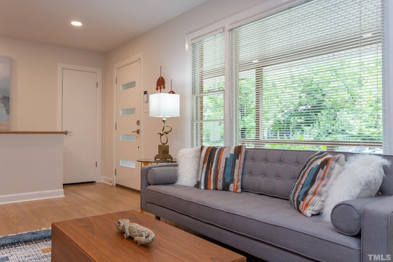 Photo 11 of 53 - 1003 Starlight Dr, Durham, NC 27707