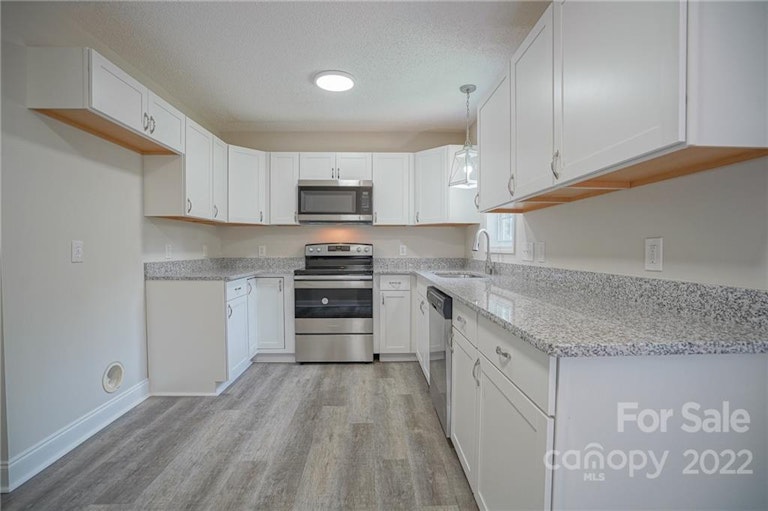 Photo 34 of 48 - 930 Marshall Dr, Concord, NC 28027