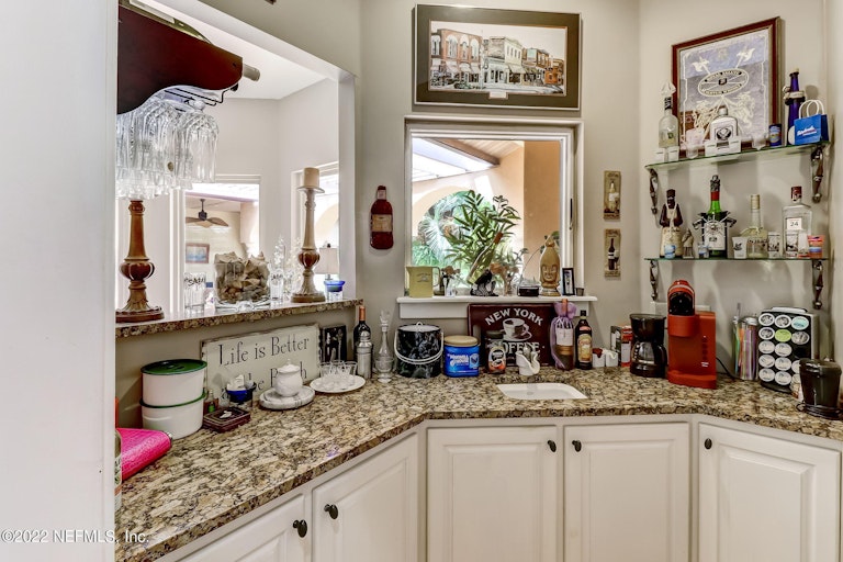 Photo 12 of 30 - 1459 Fountain Dr, Fernandina Beach, FL 32034