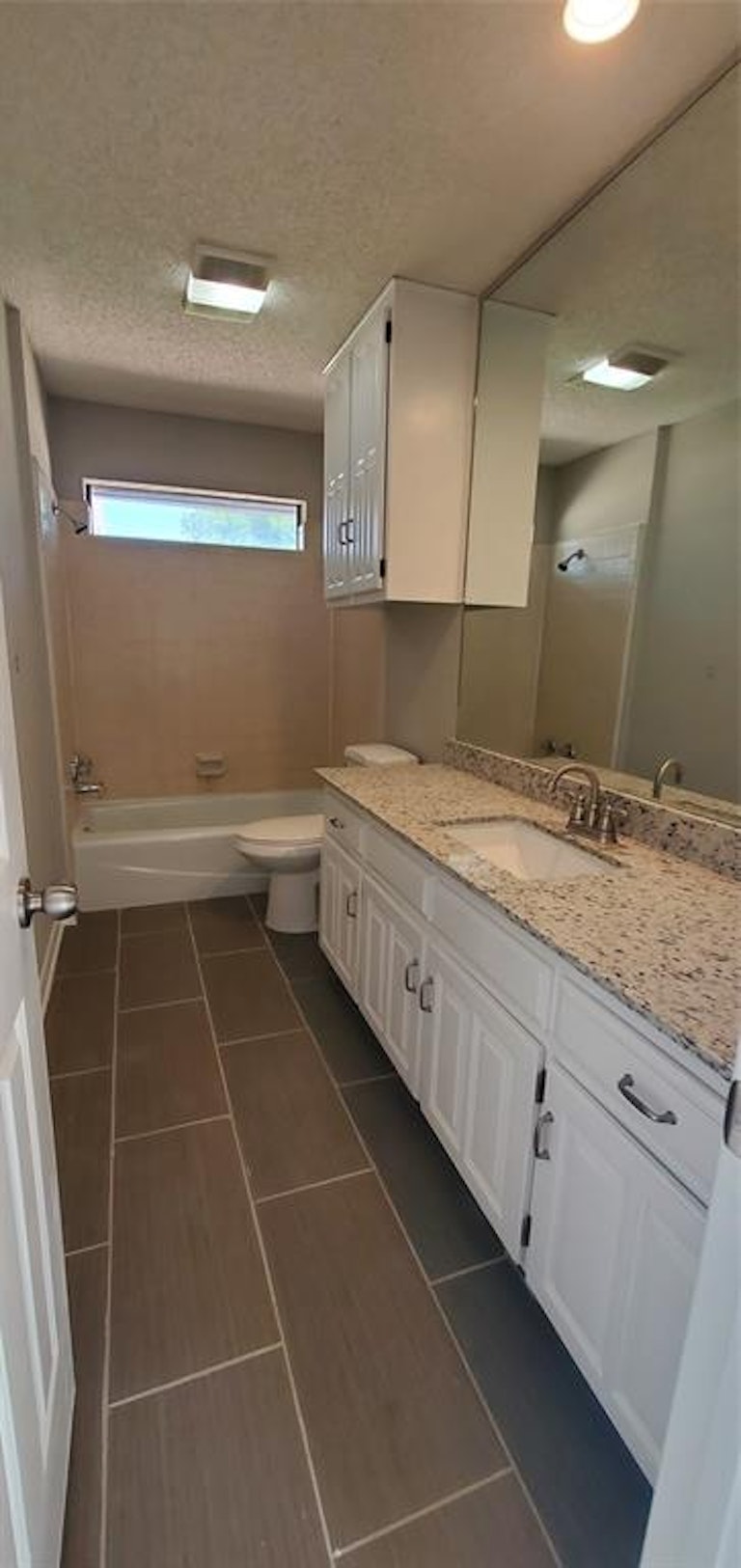 Photo 6 of 18 - 3822 Rochelle Dr, Arlington, TX 76016