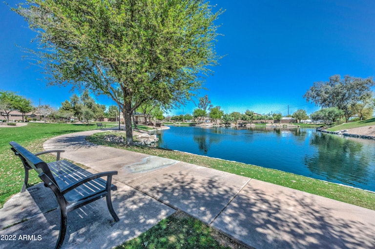 Photo 23 of 29 - 2595 E Carob Dr, Gilbert, AZ 85298