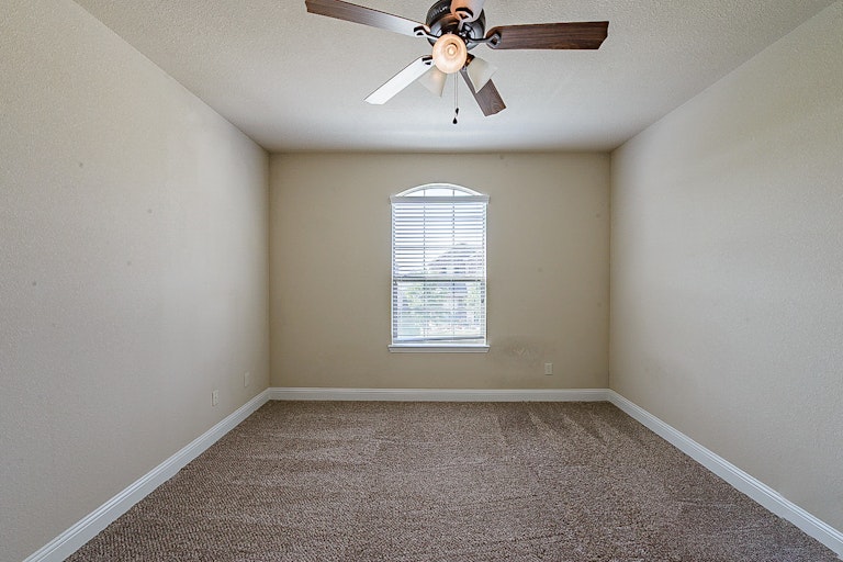 Photo 25 of 27 - 605 Haven Dr, Anna, TX 75409