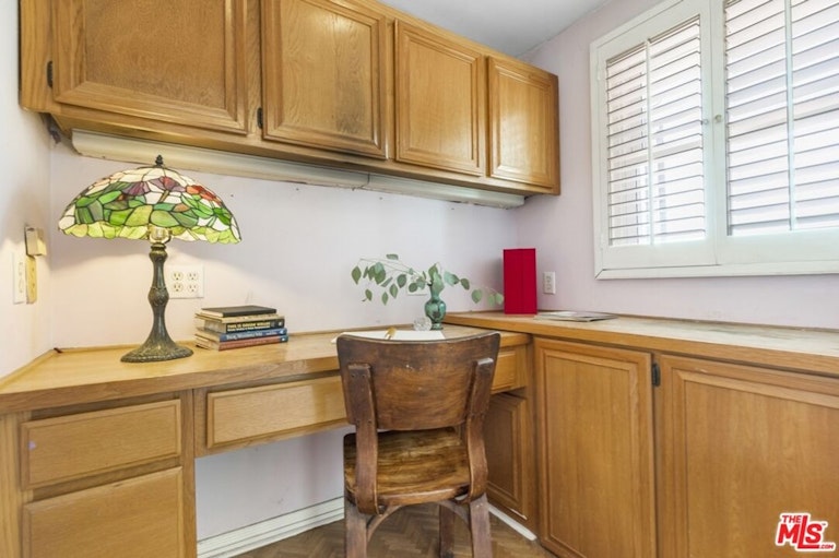 Photo 30 of 49 - 723 Sunnyhill Dr, Los Angeles, CA 90065