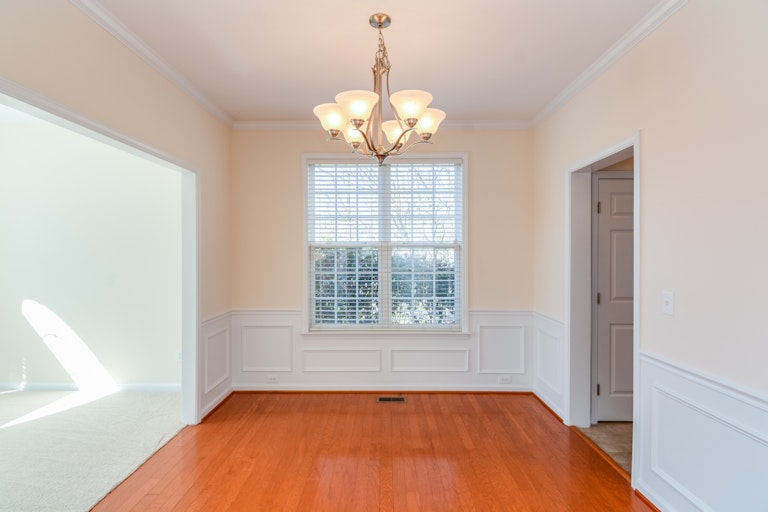 Photo 11 of 25 - 2913 Carriage Meadows Dr, Wake Forest, NC 27587