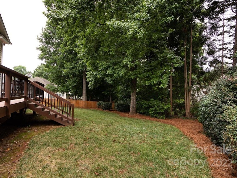 Photo 37 of 37 - 11929 Harmon Ln, Pineville, NC 28134