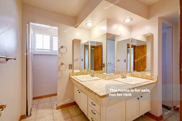 Photo 6 of 31 - 8943 N 13th Ave, Phoenix, AZ 85021