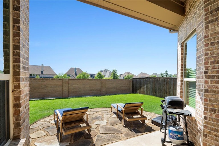 Photo 2 of 40 - 1317 Skyflower Ln, Celina, TX 75009