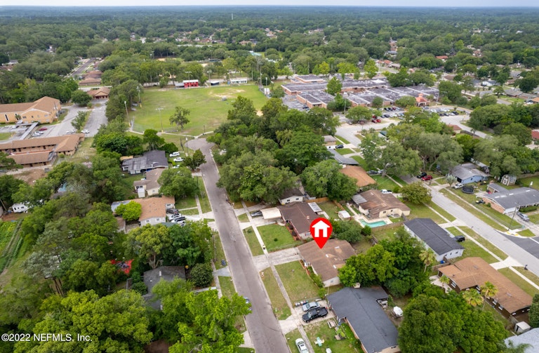 Photo 27 of 27 - 5804 Rover Dr, Jacksonville, FL 32244