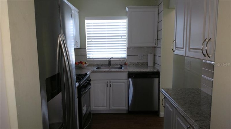 Photo 3 of 21 - 5521 80th St N #512, Saint Petersburg, FL 33709