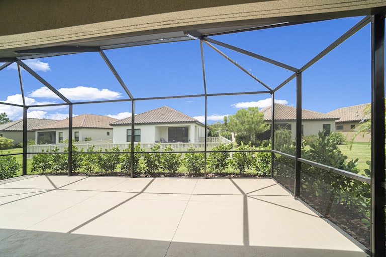 Photo 9 of 15 - 221 Marcheno Way, Nokomis, FL 34275