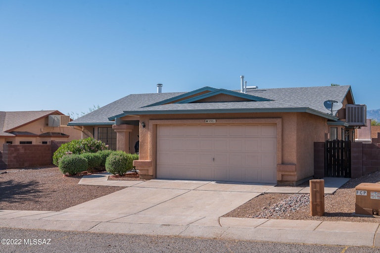 Photo 44 of 46 - 9981 E Falcon Point Dr, Tucson, AZ 85730