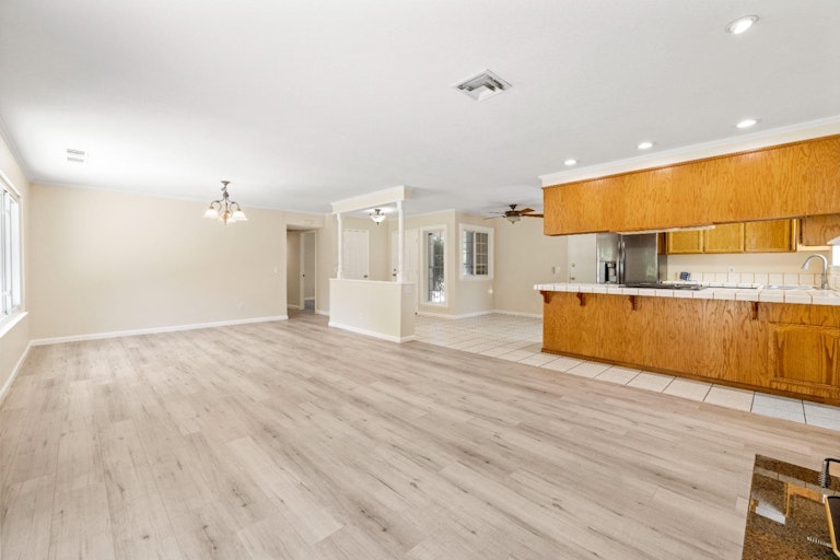Photo 10 of 32 - 7446 Northlea Way, Citrus Heights, CA 95610