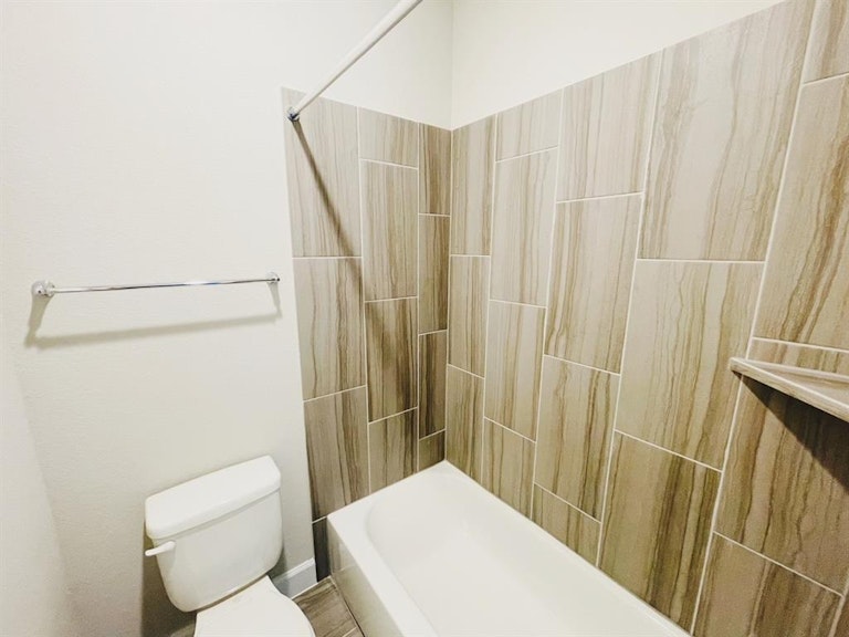 Photo 36 of 47 - 20927 Velvet Wing Dr, Cypress, TX 77433