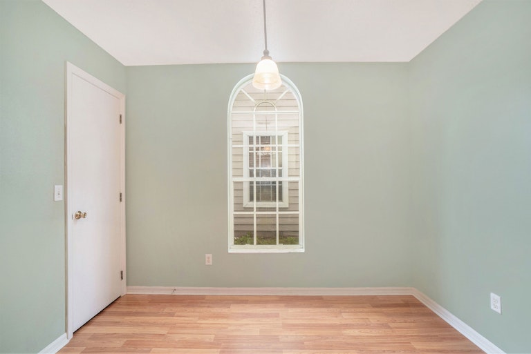 Photo 9 of 17 - 1487 Creekside Cir, Winter Springs, FL 32708