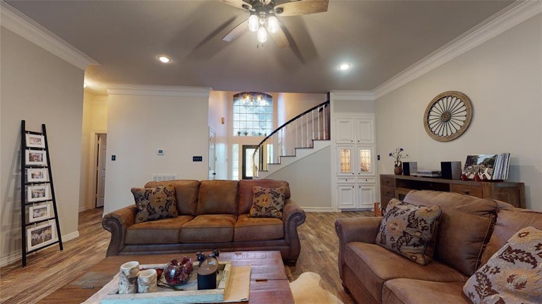 Photo 10 of 50 - 2934 W Elm Cir, Katy, TX 77493