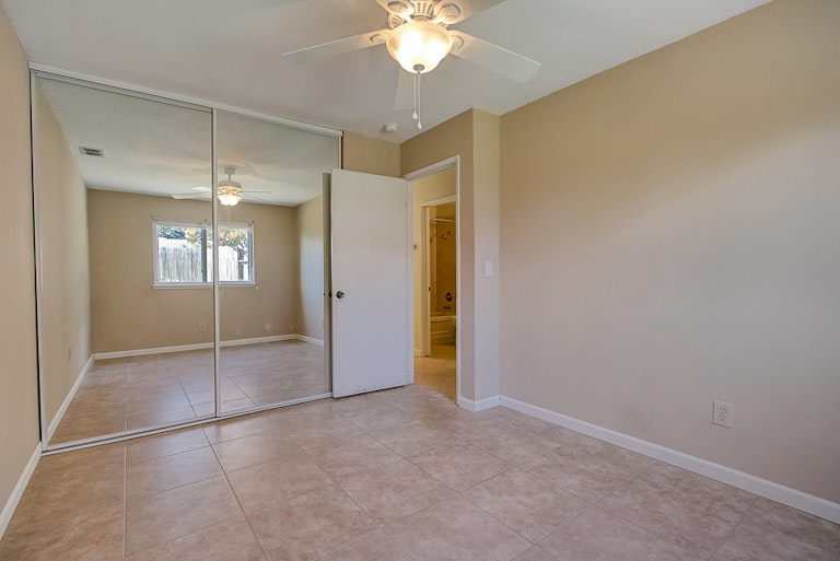 Photo 23 of 30 - 7863 Deer Creek Dr, Sacramento, CA 95823