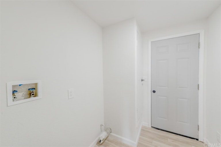 Photo 25 of 33 - 9035 Bellegrave Ave, Jurupa Valley, CA 92509
