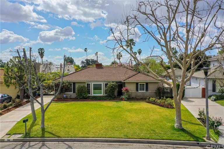 Photo 1 of 55 - 916 Panorama Dr, Arcadia, CA 91007