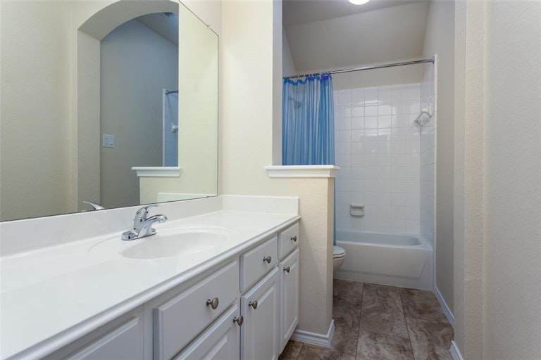 Photo 21 of 35 - 1599 Bradford Trace Dr, Allen, TX 75002