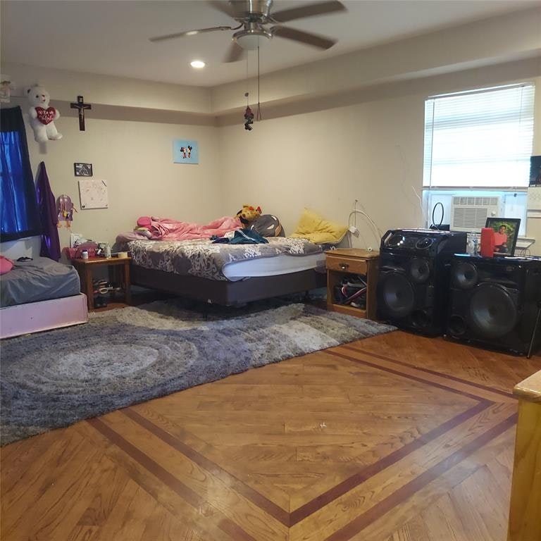 Photo 3 of 9 - 1207 E Virginia St, McKinney, TX 75069