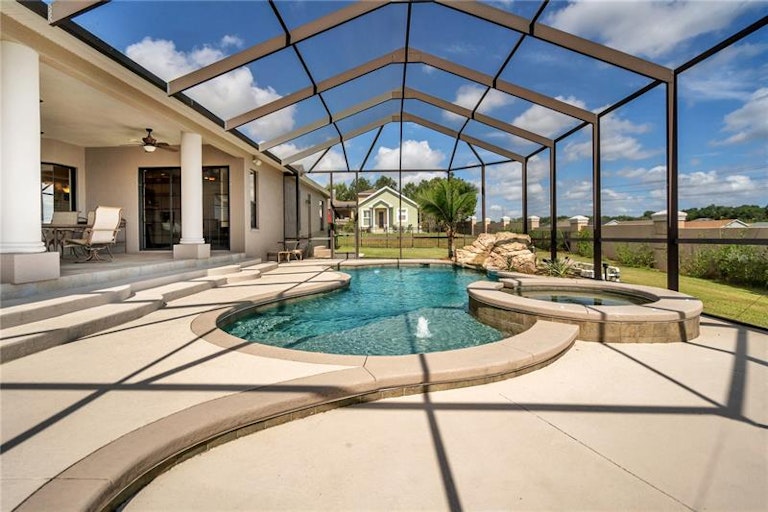 Photo 3 of 3 - 6457 Ashley Dr, Lakeland, FL 33813