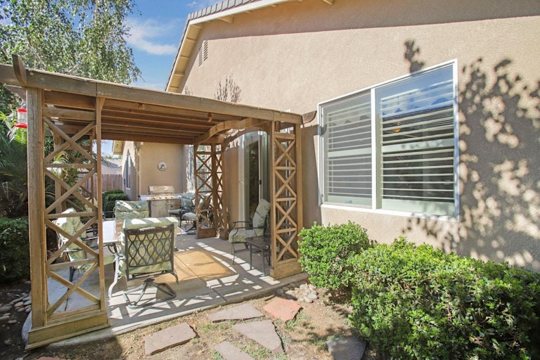 Photo 34 of 39 - 953 Fermoy Way, Galt, CA 95632