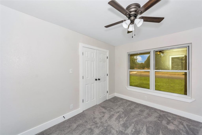 Photo 21 of 34 - 1341 Stafford Dr, Fort Worth, TX 76134