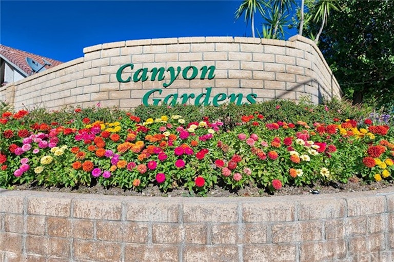 Photo 32 of 38 - 15904 Ada St, Canyon Country, CA 91387