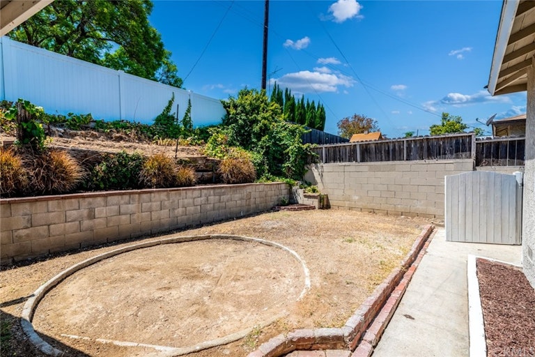 Photo 11 of 27 - 12134 Singleton Dr, La Mirada, CA 90638