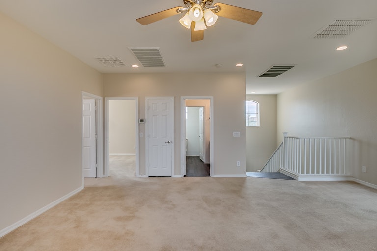 Photo 4 of 33 - 4540 W Powell Dr, New River, AZ 85087