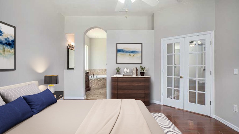 Photo 3 of 16 - 5904 Falconpark Ct, Lithia, FL 33547