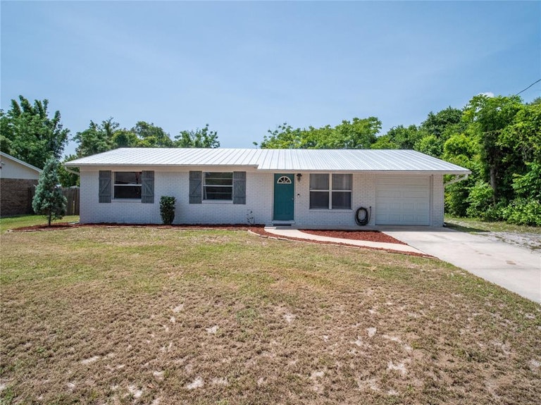 Photo 1 of 29 - 247 Torrento Dr, Debary, FL 32713