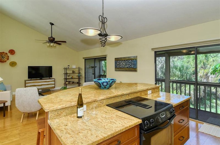 Photo 21 of 77 - 306 Pine Run Dr, Osprey, FL 34229