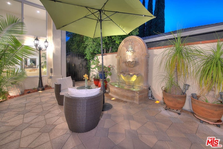 Photo 7 of 54 - 14826 Otsego St, Sherman Oaks, CA 91403
