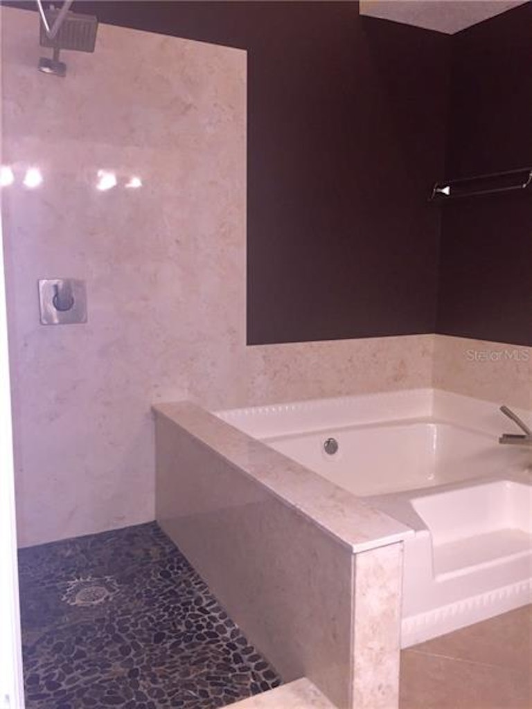 Photo 16 of 25 - 3800 Brandy St, Orlando, FL 32812