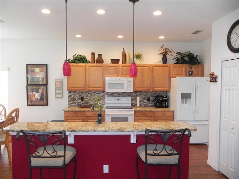 Photo 10 of 32 - 254 Highgate Park Blvd, Davenport, FL 33897