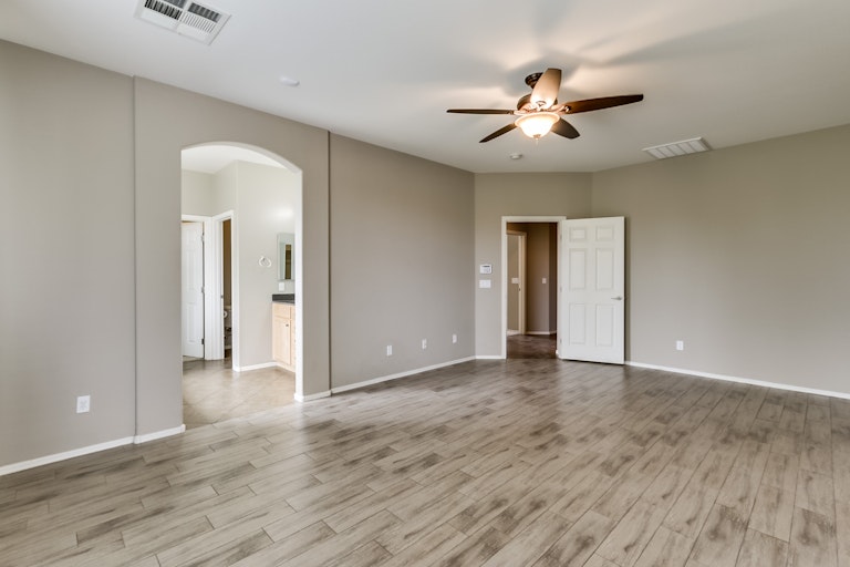 Photo 4 of 26 - 4148 W Gwen St, Laveen, AZ 85339