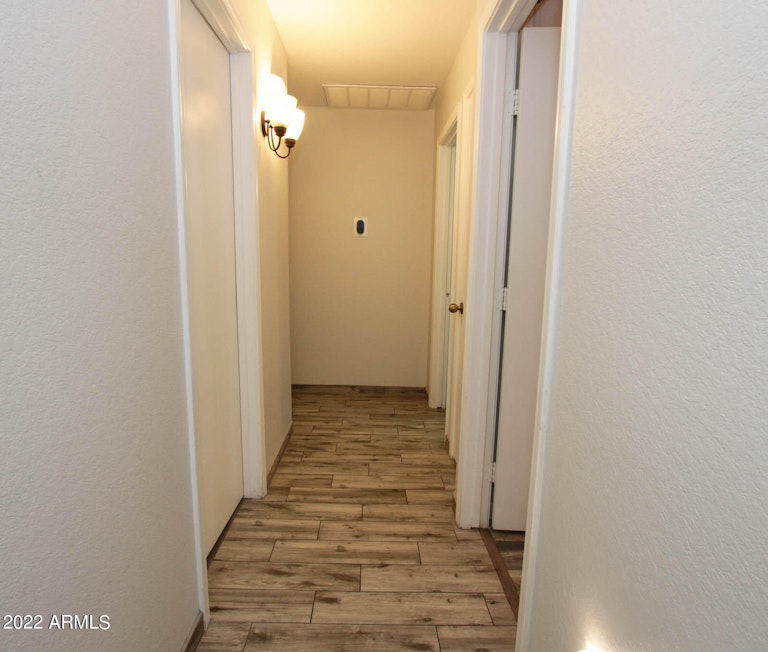 Photo 31 of 44 - 3048 W Zachary Dr, Phoenix, AZ 85027