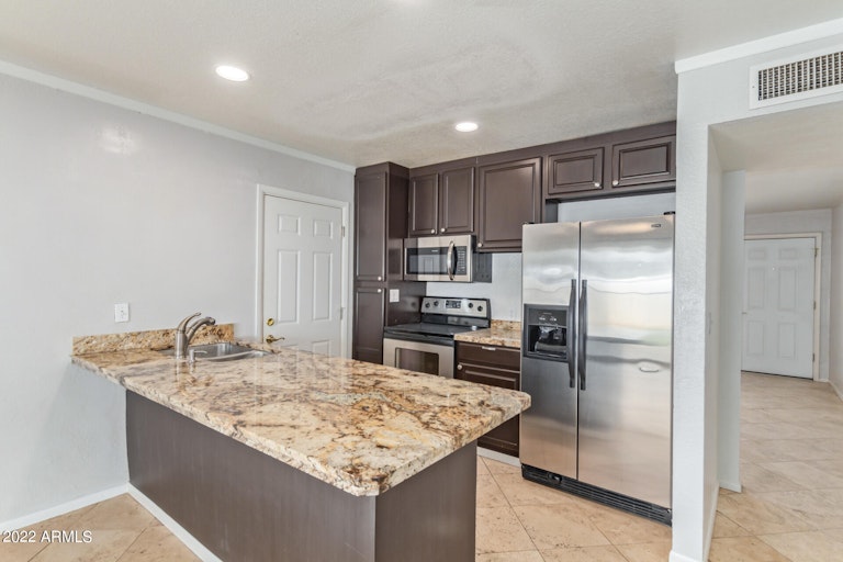 Photo 8 of 28 - 1737 N Markdale, Mesa, AZ 85201