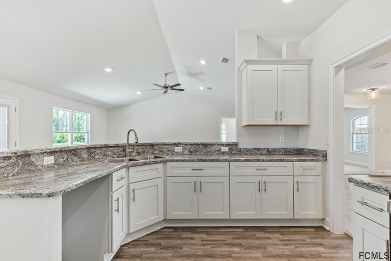 Photo 20 of 42 - 36 Riverdale Ln, Palm Coast, FL 32164