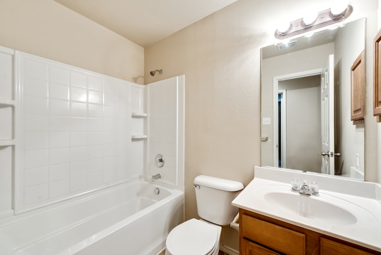 Photo 22 of 23 - 536 Laurel Ln, Fate, TX 75087