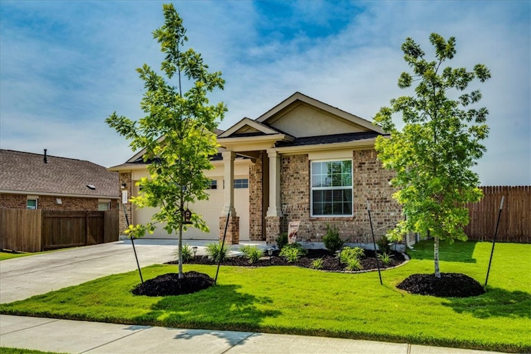 Photo 1 of 27 - 1100 Nokota Bnd, Georgetown, TX 78626