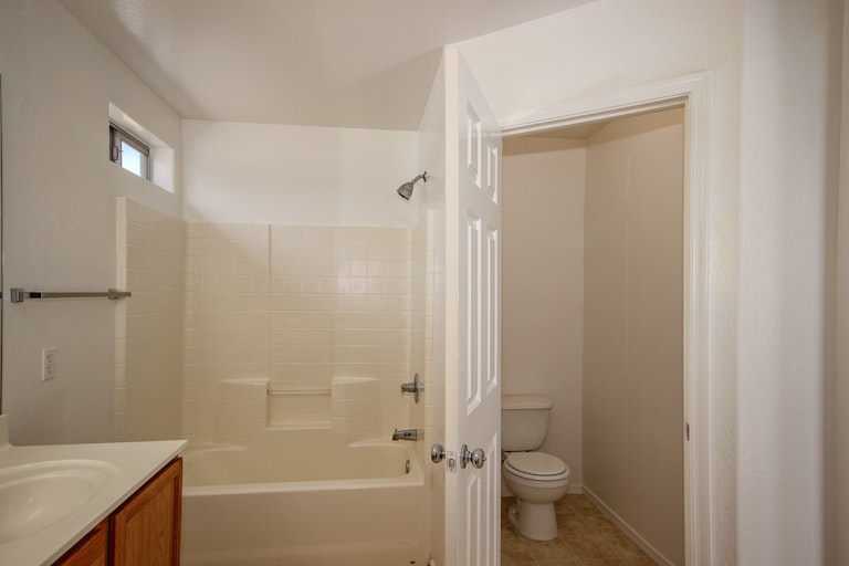 Photo 13 of 24 - 383 E Christopher St, San Tan Valley, AZ 85140
