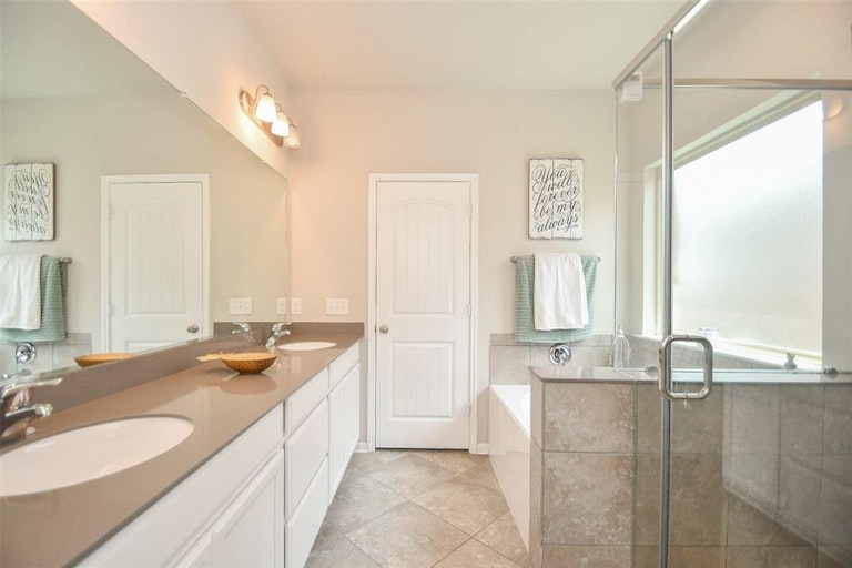 Photo 21 of 37 - 5206 Rue Dela Croix Dr, Katy, TX 77493